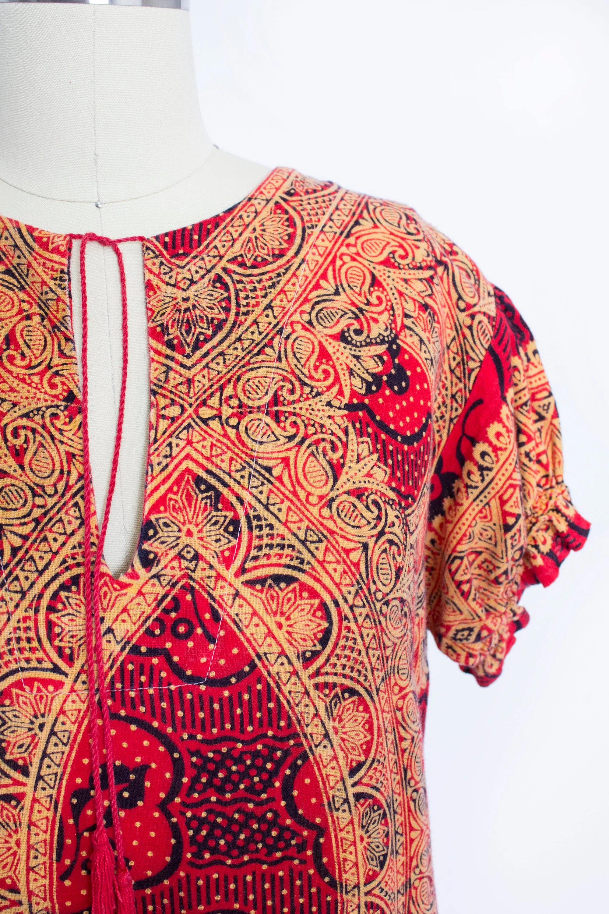 1970s Dress Ethnic Cotton Red Ethnic Boho S