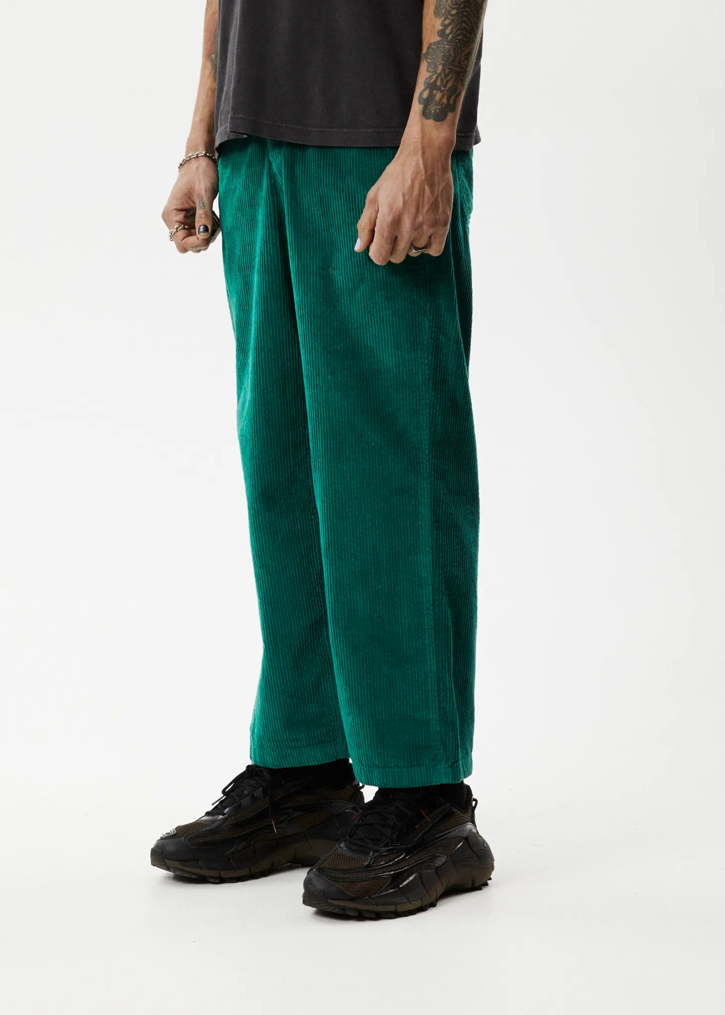 AFENDS Mens Pablo Union - Corduroy Baggy Pants - Emerald