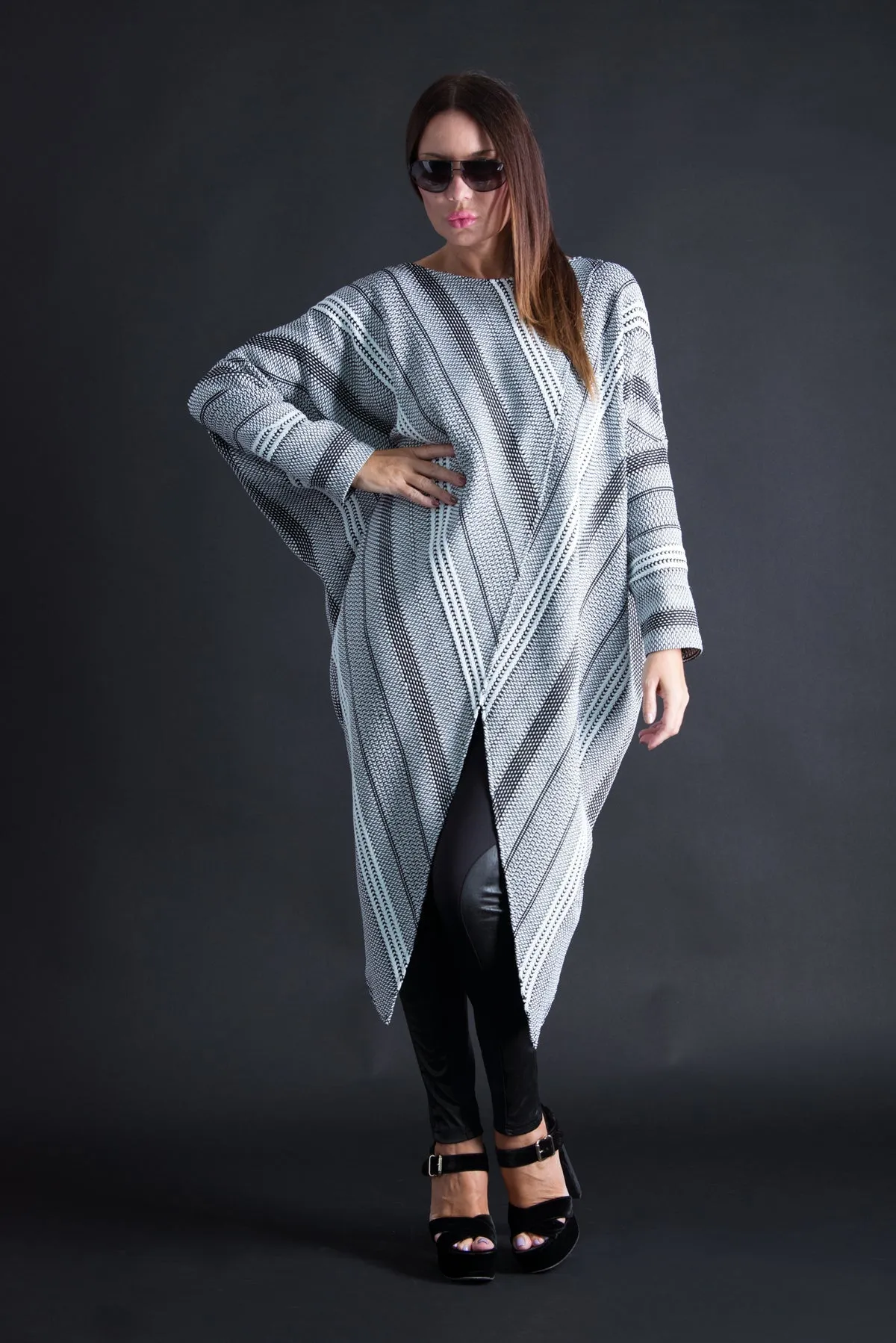 AGATA Black White Maxi Tunic