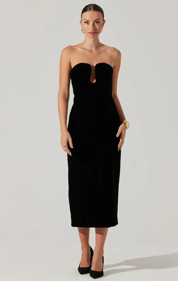 Arista Sweetheart Velvet Midi Dress