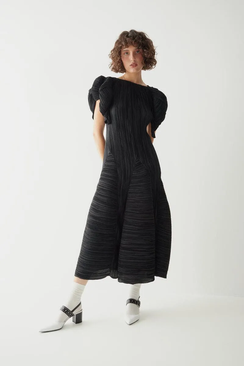 BLACK X-LINE PLEATED MIDI DRESS