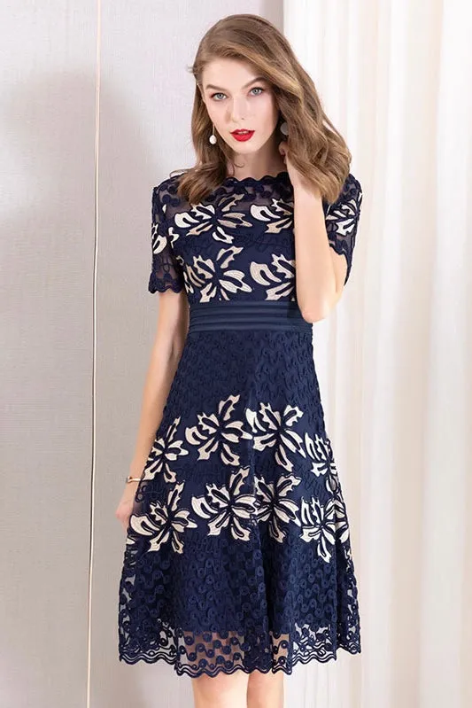 Color Contrast Floral Lace Dress