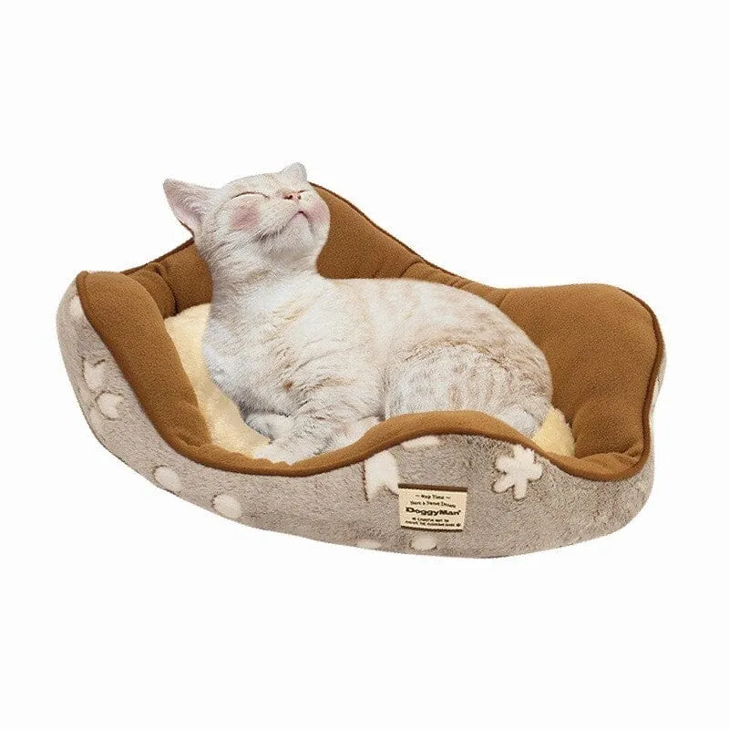 DoggyMan - Hayashi Warm Plus Oval Fluffy Pet Bed