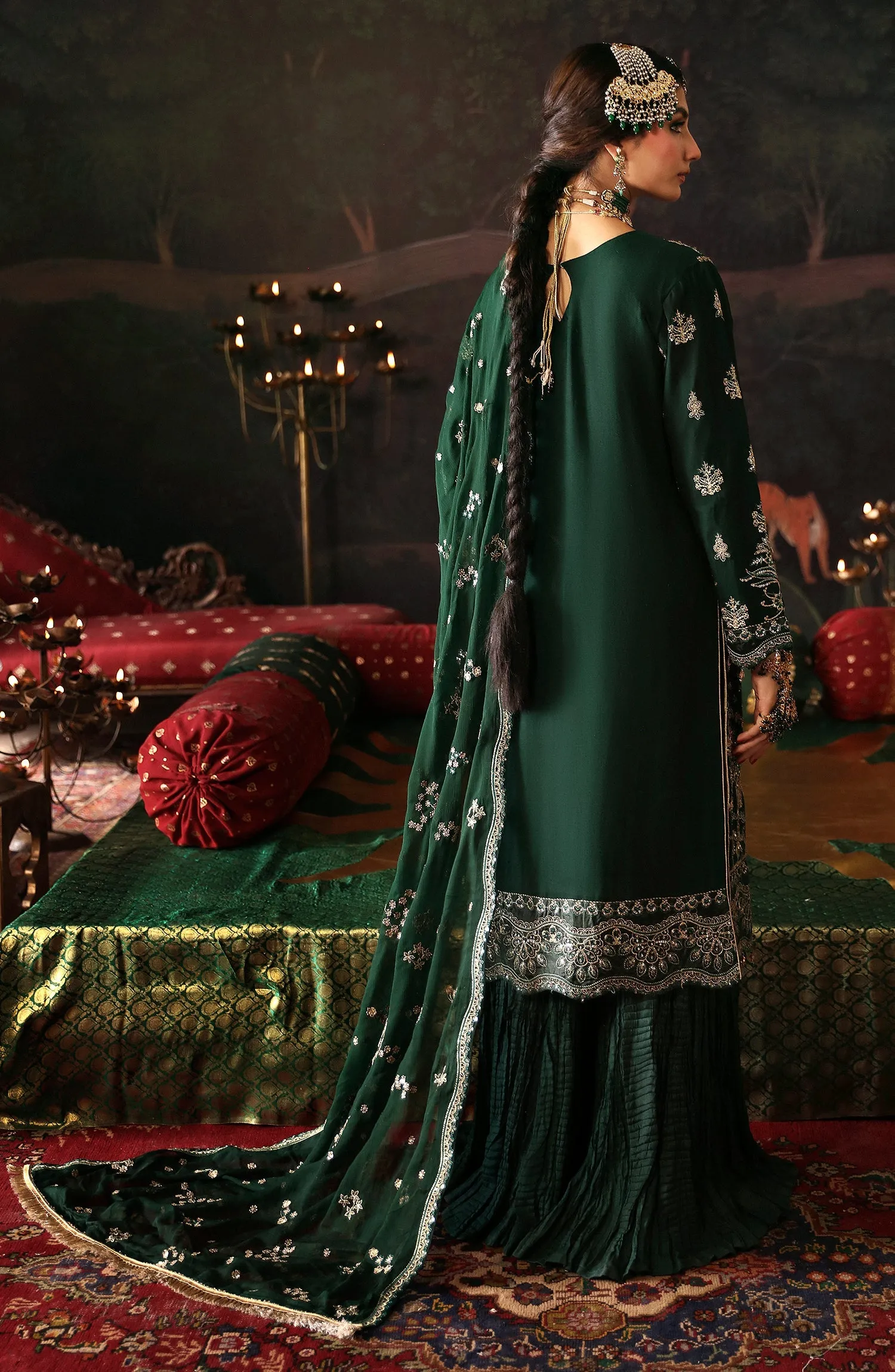 Emaan Adeel Devdas Exquisite Luxury Formals – BAIGAM BANO