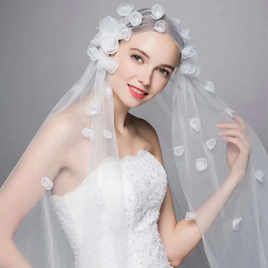 Exquisite Petals Long Bridal Veil