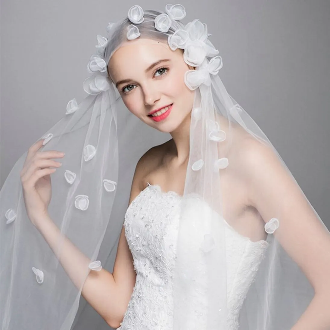 Exquisite Petals Long Bridal Veil