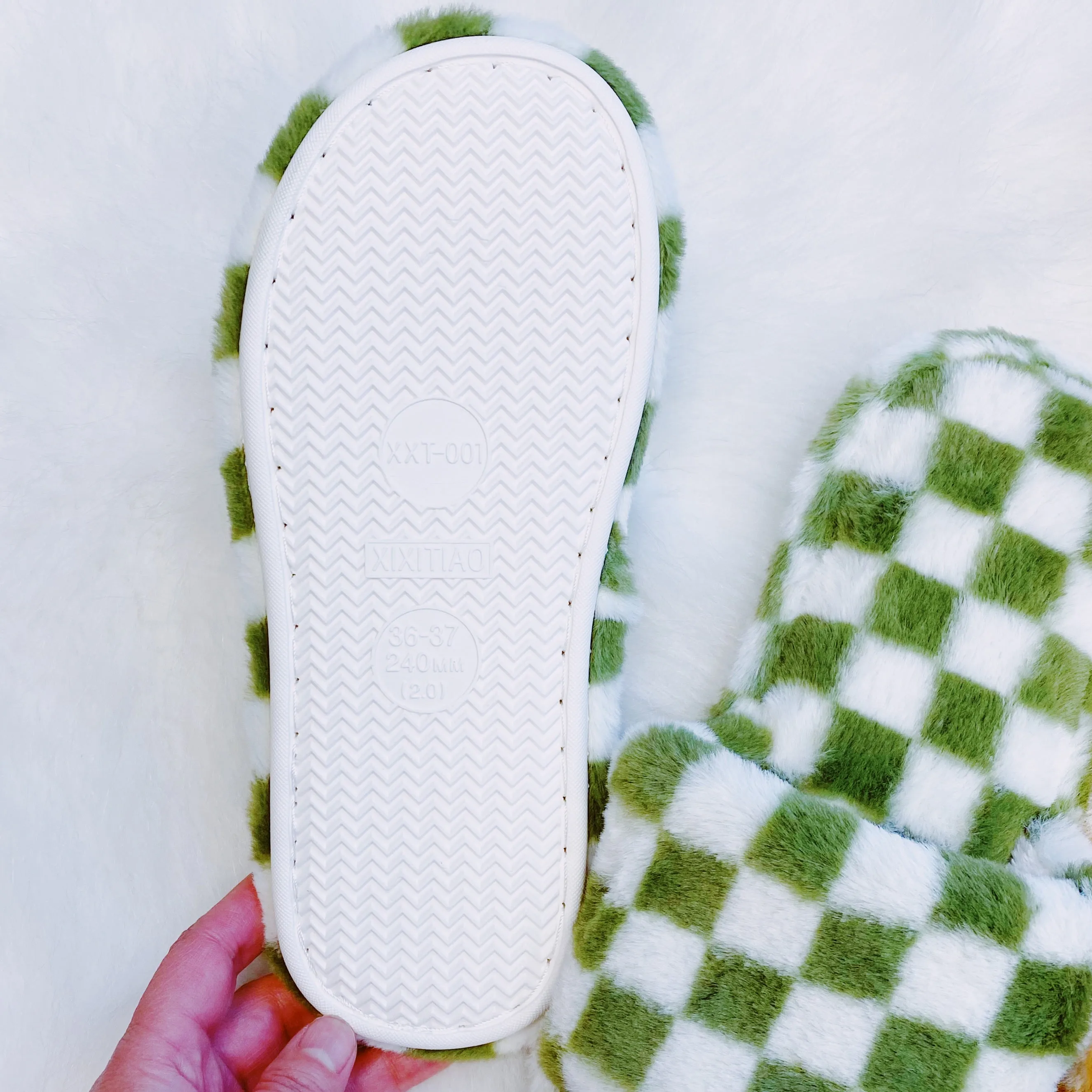 Luxe Lounge Checker Cozy Slippers