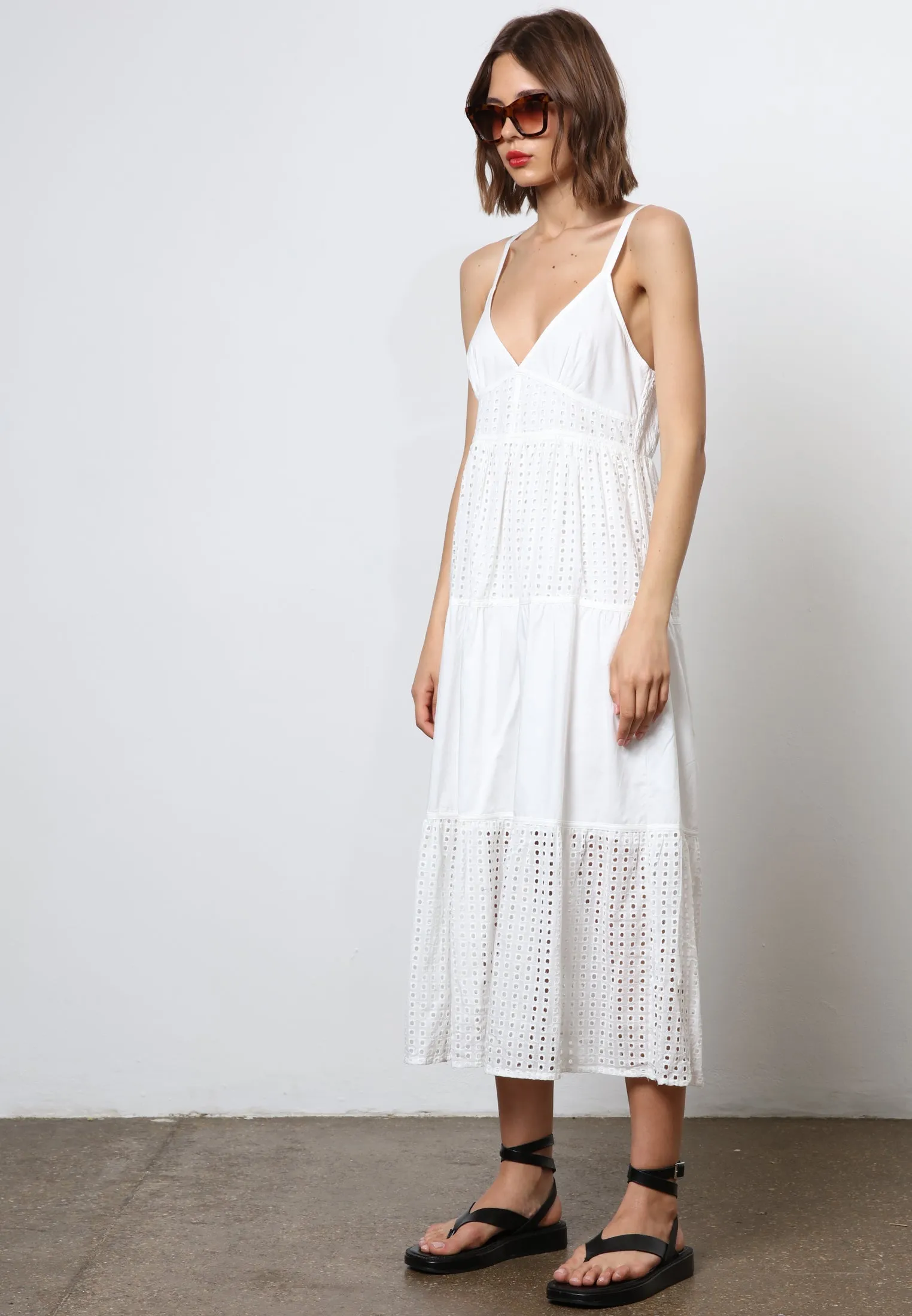 ONYX DRESS WHITE BRODERIE