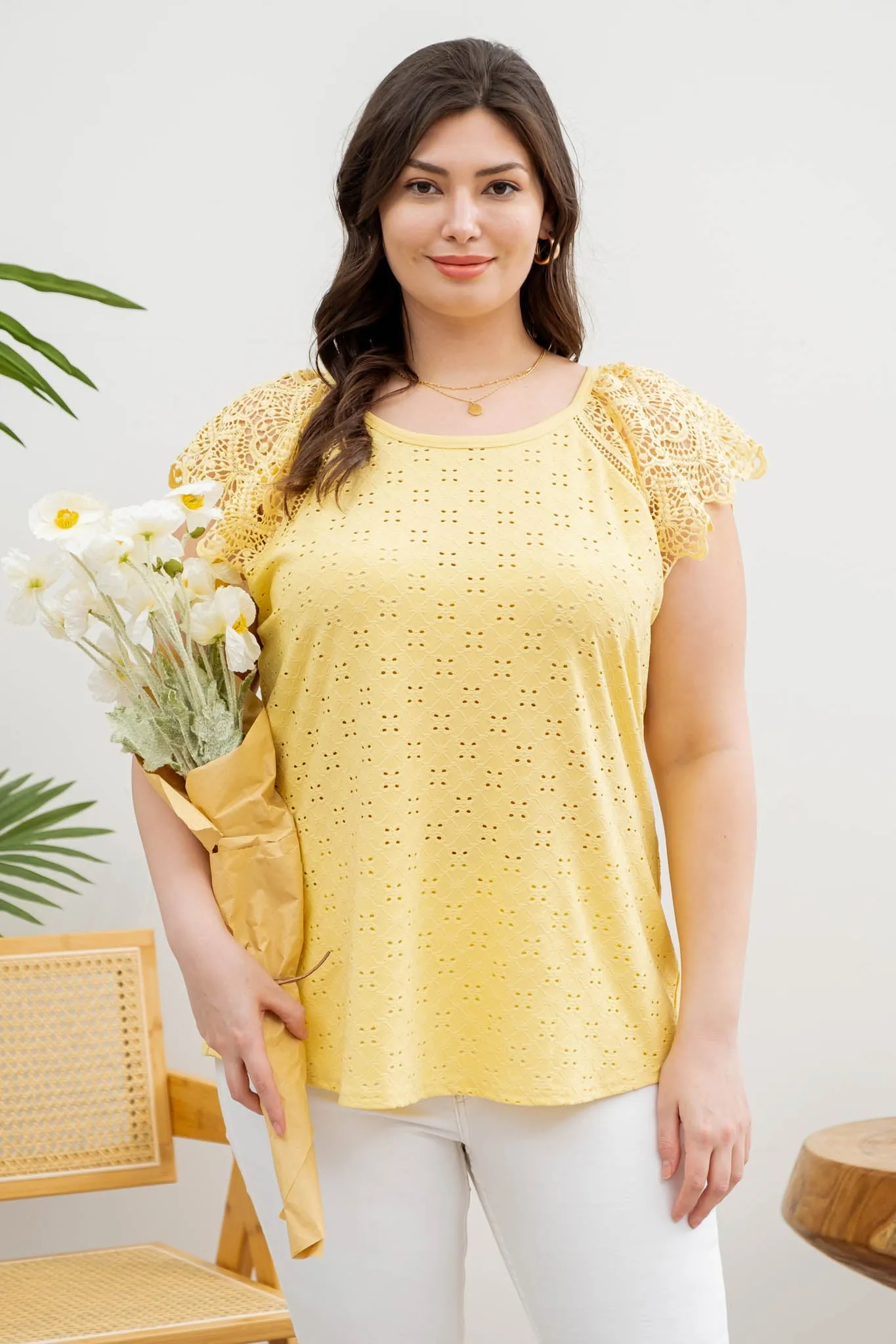 PLUS EYELET EMBROIDERY KNIT TOP