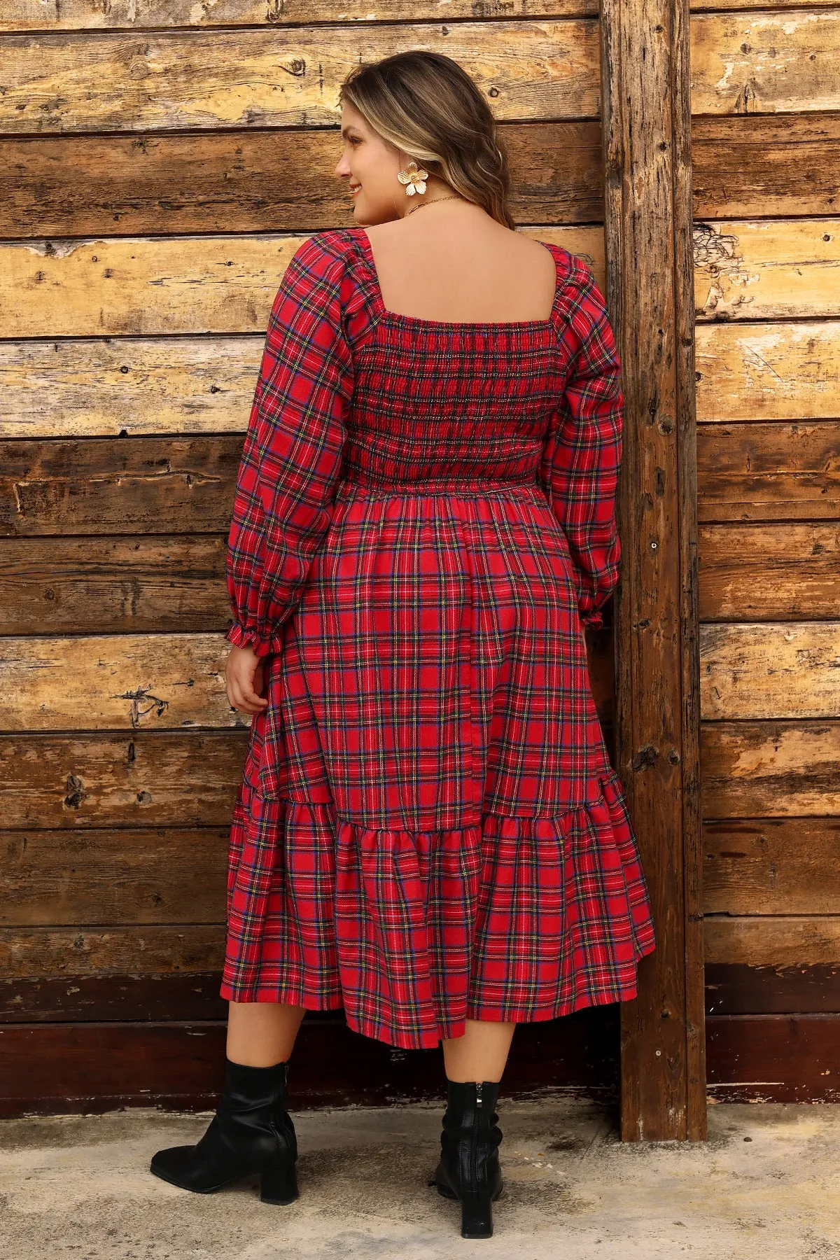 Pocket Plaid Square Neck Shirred Midi Dress