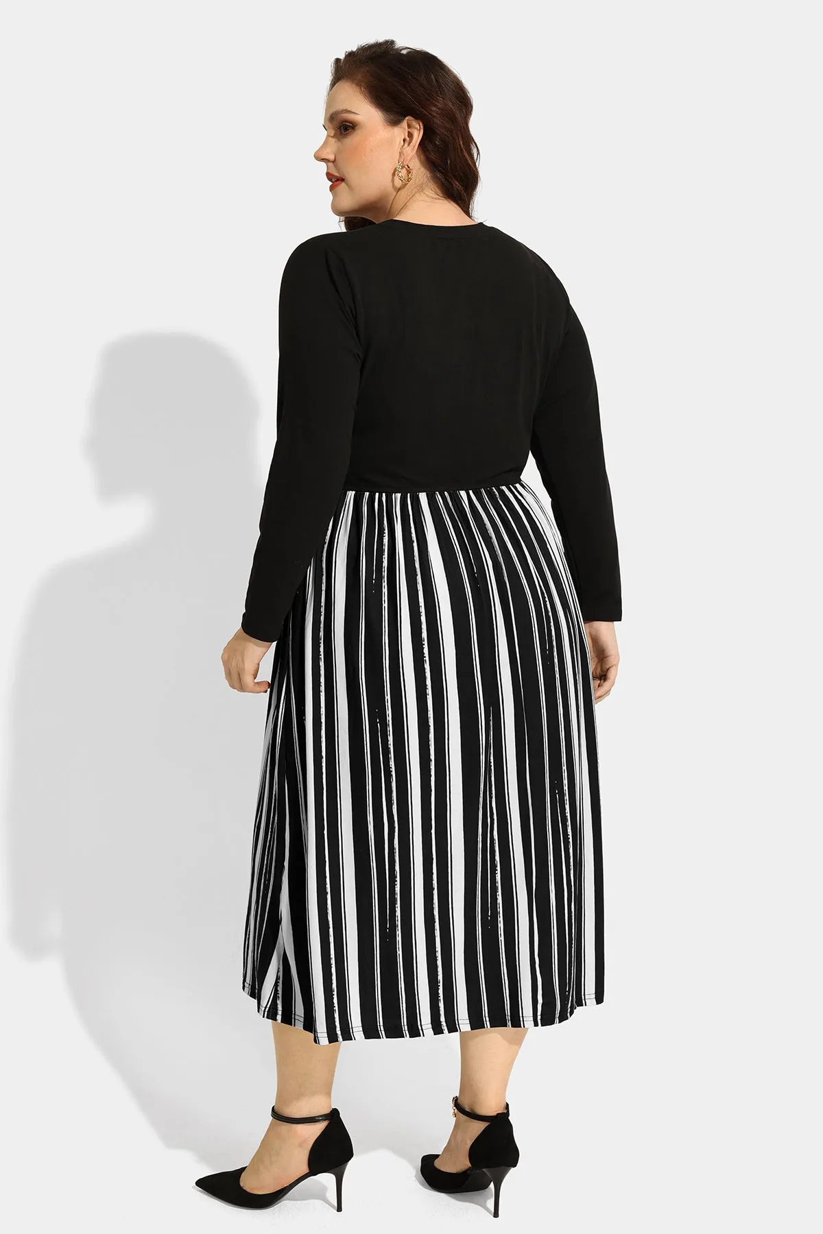 Pocket Striped Contrast V Neck Midi Dress