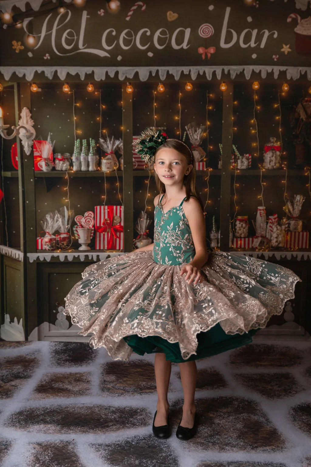 Ready to ship euc "Jillian" in green and champagne Petal Length Dress ( 7 Year - Petite 8 Year)