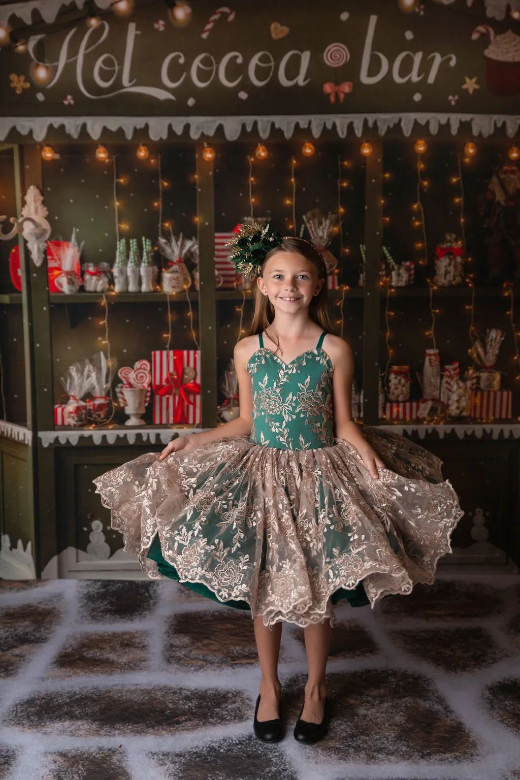 Ready to ship euc "Jillian" in green and champagne Petal Length Dress ( 7 Year - Petite 8 Year)