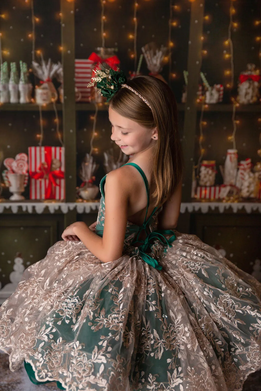 Ready to ship euc "Jillian" in green and champagne Petal Length Dress ( 7 Year - Petite 8 Year)