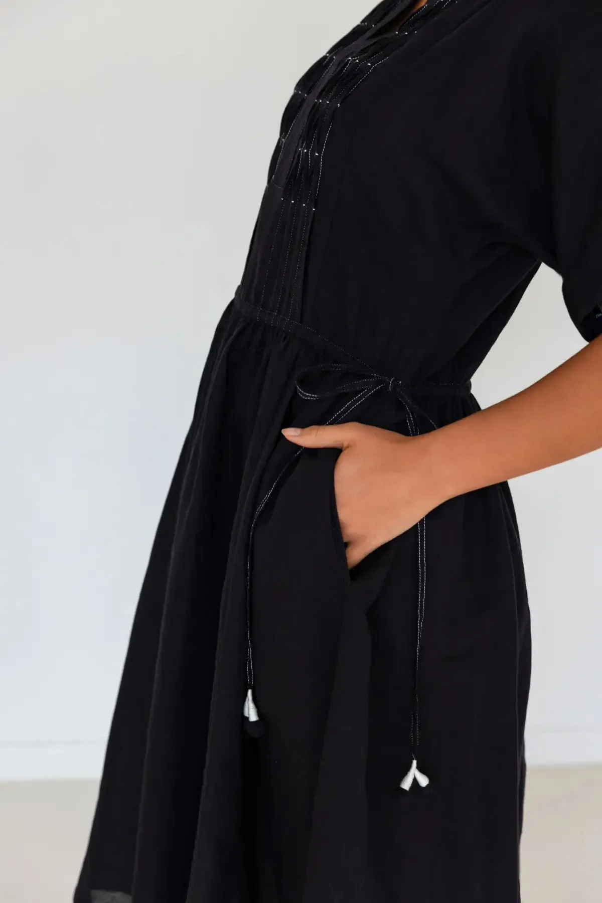 Sur Midi Dress | Black Linen